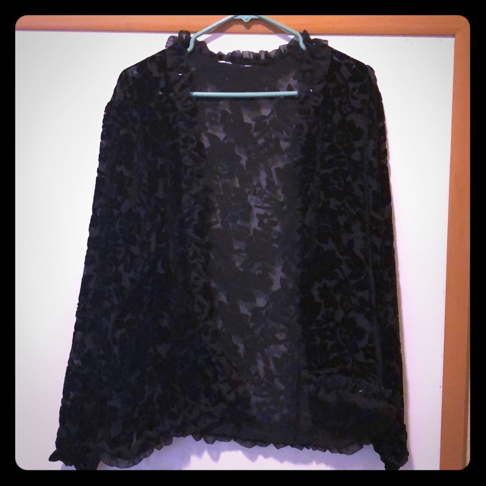 Flower Ruffle Mesh Top